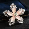 Broche Sentido Avanzado Nicho Mariposa Flor Perla Abrigo Ramillete Accesorios Pin de Cuello Joker Pin de Ropa Venta al por Mayor