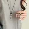 Colar Longo com Franjas de Flores Estilo Coreano Ins, Longo e Estiloso, Único e Versátil, Adequado para Camadas, Corrente Elegante para Clavícula