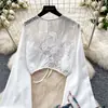 Conjunto de Dos Piezas Blanco Hueco Estilo Resort y Falda Estampada para Mujer, Atuendo Elegante para Primavera y Otoño