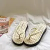 Cómodas para usar al aire libre, elegantes para el verano, artículo popular de celebridad de internet, estilo de hada versátil, casual, que aumenta la altura, suela suave, sandalias chanclas