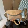 Bolsa feminina de tecido com padrão de luxo leve transfronteiriça 2026 nova casual simples texturizada personalizada para o dia a dia ombro crossbody