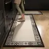 Tapete de Chão Personalizável Estilo Retrô Antiderrapante, Fácil de Limpar, de Terra de Diatomáceas, Tapete Longo Resistente ao Desgaste, Absorvente de Óleo para Pé de Cozinha