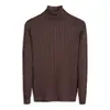 Atacado do Fabricante Outono e Inverno Novo Suéter de Gola Alta Meia com Listras Verticais Camisa Base Suéter Quente Moderno para Jovens Homens