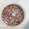 50mm Morado Oscuro Mica Nostálgico Piedra Natural Dinero Antiguo Hebilla de Seguridad Juego Manual Colgante DIY Collar