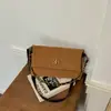 Bolso grande de gamuza vintage, nuevo bolso de hombro y cruzado versátil con cadena simple para el día a día, bolso de hombro y cruzado para mujer de invierno