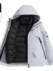 Forro de plumón de algodón Chaqueta Exterior Tres en Uno Ropa de Abrigo para Mujer Traje de Montañismo para Hombre Cortavientos Impermeable con Capucha 26 Nuevo Estilo