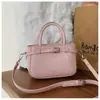 E-commerce Transfronteiriço Super Quente Bolsa Pequena de Mão Feminina Nova Moda Elegante Bolsa Quadrada Pequena Toque de Luxo Bolsa de Ombro Único Transversal Tendência