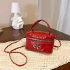 2026 Bolso de Hombro Cruzado Versátil de Alto Valor con Patrón de Diamantes en Cadena, Moda de Nicho de Alta Calidad para Otoño-Invierno