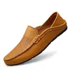 20138 zapatos de algodón para hombre, zapatos casuales de cuero, otoño, para conducir, zapatos planos, ligeros, talla grande, zapatos tipo haba perezosos británicos