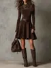 Otoño 2025 Moda Transfronteriza Europea y Americana Nuevo Elegante Temperamento Cremallera Manga Larga Cuello Redondo Vestido con Cinturón