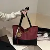 Bolso Cubo de Color Contrastante de Moda para Exportación Transfronteriza Bolso Estilo Retro Bolso Tote de Alta Calidad Maillard para Hombro y Mano