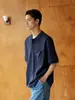 Camisa Polo Retro Japonesa com Bolso de Botão Manga Curta Masculina Verão Nova Solta Nicho Básica