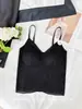 Camisola de encaje estilo francés, ligera y lujosa, con un hermoso diseño en la espalda, que cuenta con relleno incorporado y un escote en V, perfecta para el verano y versátil como capa interior blanca