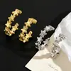 Brinco de Argola Tridimensional de Estrela de Cinco Pontas para Mulheres Sem Orelhas Furadas, Clipe de Orelha de Estrela Interligadas Starlight de Luxo Leve, Design de Nicho, Versátil