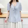 [Especial] Camisa para Mujer Tallas Grandes 2026 Nuevo Estilo de Verano Elegante Camisa de Manga Corta con Cuello en V y Cinta 0576