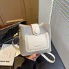 Bolsos de Mujer de Gama Alta de Nicho 2026 Nuevo Versátil Casual Bolso Cruzado para Mujer Súper Popular Bolso Cubo de Hombro