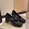Sapatos Pequenos de Couro com Salto Grosso para Mulheres 2024 Novo Outono Estilo Britânico Retrô Mocassins Estilo Japonês Sapatos JK Sapatos Mary Jane