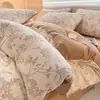 Nuevo Juego de Cuatro Piezas de Terciopelo de Leche Tallado Invierno Terciopelo Coral Espesado Sábana para Cama de Estudiante Funda de Edredón Juego de Tres Piezas Ropa de Cama