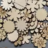 Novas Fatias de Madeira na Cor Natural Misturadas com Padrões Florais para Acessórios de Pintura Graffiti DIY Infantil, Pequenas Peças de Madeira Florais para Decoração de Casa
