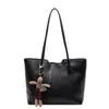 Bolsa tote grande de alta gama vintage para mujer, nuevo bolso de moda para ir al trabajo, bolso de hombro, bolsa tote popular y moderna