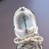 Tênis esportivo infantil, novo modelo de outono, sapatos casuais de malha respirável para crianças, modernos e versáteis, tênis 'dad shoes' para meninas, na moda
