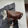 Bolso de textura tejida casual y relajado, nuevo bolso de hombro o axila de moda 2026 color sólido, bolso de mano simple para el día a día
