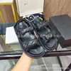 Zapatillas de Velcro Estilo Chanel para Mujer en Stock Transfronterizas Modelo Nuevo 2025 Sandalias Romanas con Hebilla de Diamante Romboidal Zapatos de Plataforma de Suela Gruesa para Mujer