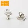 Trompeta 906 Acero Inoxidable Cepillado Moderno Minimalista Cajón Gabinete Puerta Metal Europeo Redondo Agujero Único Manija Pequeña Gabinete de Cocina