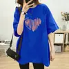 Camiseta 100% Algodão Plus Size para Mulheres, Estilo Novo de Manga Curta para o Verão, Design de Coração Rosa, Comprimento Médio, Caimento Solto, Estilo Europeu Camiseta 100kg