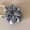 Novo Elástico de Cabelo de Veludo Estilo Coreano com Bolinhas, Alta Elasticidade, Acessório de Cabelo Suave, Scrunchie Simples, Faixa de Cabelo Versátil de Cetim