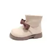 Botas de Algodão com Veludo Plus para Bebê Menina 2026 Outono Novo Estilo Botas Curtas Quentes de Princesa Laço Botas de Couro para Menininha