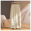 Calça Corta com Cordão de Pérolas para Mulheres 2026 Nova Moda Outono Cintura Elástica Emagrecedora Calça Corta Fluida