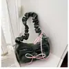 Bolso de Hombro Nuevo de Moda Primavera y Verano 2026, Bolso de Mano Plegado de Tela Lavada, Bolso de Axila de Nicho para Mujer, Elegante Bolso Cruzado