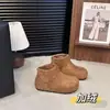 Botas de tornozelo estilo Birkenstock com forro de fleece, que aumentam a altura, para mulheres, nova coleção de inverno 2026, sapatos quentes populares, com sola grossa, botas de algodão Birkenstock que aumentam a altura