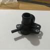 06B121132E Unión de tubería de agua de refrigeración 06B 121 132E Conector de tubería A4 1.8L