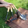 Conjunto de Três Peças de Ferramentas de Plantio Cuidadosamente Selecionado com Cabos de Madeira: Pá, Enxada, Ancinho, Ferramentas de Jardinagem para Cultivo de Flores e Plantas em Vasos