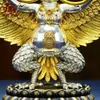 Estatua de Cobre Chapado en Oro y Plata de Ave Garuda de Alas Doradas de Xizang para Uso en Interiores del Hogar, Adorno de Ave Garuda de Alas Doradas para Exhibición en Escritorio
