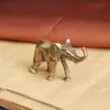 Adornos de Escritorio de Elefante de Latón Viejo Llavero de Elefante de la Suerte para la Fortuna Colgante Mascotita de Té Wen Juguetes Pequeños Adornos de Bronce