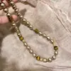 Colar de Pérolas com Aplicação de Pedra Olho de Tigre Maillard Corrente de Clavícula Feminina Retro Elegante Acessórios de Corrente para Suéter de Luxo Acessível Único