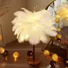 Lámpara de Mesa de Plumas Dormitorio Chica Ins Lámpara de Mesita de Noche Creativa Simple Moderna Luz de Noche Habitación de Bodas Decoración Cálida