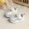 Zapatos para Niños Pequeños 2026 Primavera y Otoño Zapatos Unisex para Bebé Suela Suave Zapatos Casuales Niños Pequeños Zapatos Blancos Zapatos Deportivos Transpirables