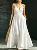 Vestidos Europeus e Americanos de Fronteira Verão 2026 Comércio Exterior Roupas Femininas Vestido de Alça Decote V com Bolsos Vestido Elegante