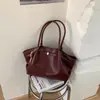 Bolsa Transversal de Ombro Único Grande Capacidade Leve Luxo Bolsa Feminina 2026 Novo Estilo Moda Versátil Bolsa de Mão High-End Bolsa de Axila Feminina