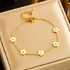 Versión coreana de moda sencilla Joker cadena de pulsera de accesorios de flor de acero inoxidable chapado en oro liso venta al por mayor generación