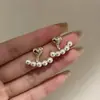Brincos da Moda Estilo Coreano Mais Vendidos Novo Modelo Brincos Femininos Simples e Elegantes Versáteis Tiktok Mesmo Estilo Tarraxas Atacado