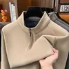 Sudadera con cuello alto y cremallera estilo Old Money para hombre 2026 Otoño e Invierno Nuevo Estilo Gruesa con Forro Polar Cálida y Resistente al Frío Sudadera para Hombre Venta al por Mayor