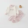 Conjunto de Ropa Interior Suave de Algodón para Bebés y Niños Pequeños con Estampado de Dibujos Animados, Ropa de Otoño para Bebés y Pantalones, Ropa de Casa para Niños de Primavera y Otoño, En Stock para Venta al por Mayor