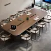 Mesa de Conferencias Moderna Minimalista de Madera Maciza, Escritorio Largo con Tomas de Corriente, Área de Recepción, Juego Grande de Mesa y Sillas para Reuniones