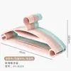 Percha de lujo ligero simple antideslizante para ropa soporte al por mayor semicírculo sin costuras de plástico para el hogar niños