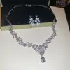 Collar de Borlas de Pedrería Ultra Brillante Europeo y Americano con Perlas, Cadena para Clavícula de Nicho de Lujo Ligero, Accesorio de Fiesta de Alta Gama a la Moda